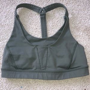 Green lululemon sports bra